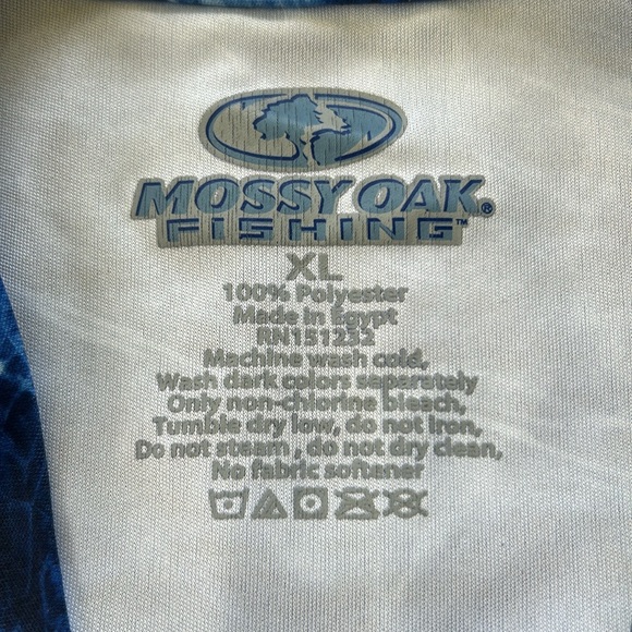 Men’s Mossy oak fishing 🎣 shirt - Picture 2 of 6